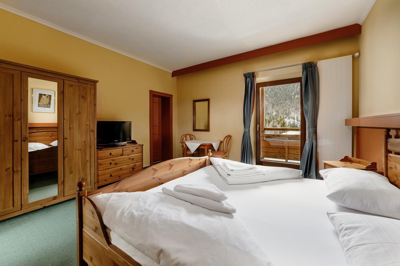 Hotel Pillerseehof Sankt Ulrich am Pillersee Room photo